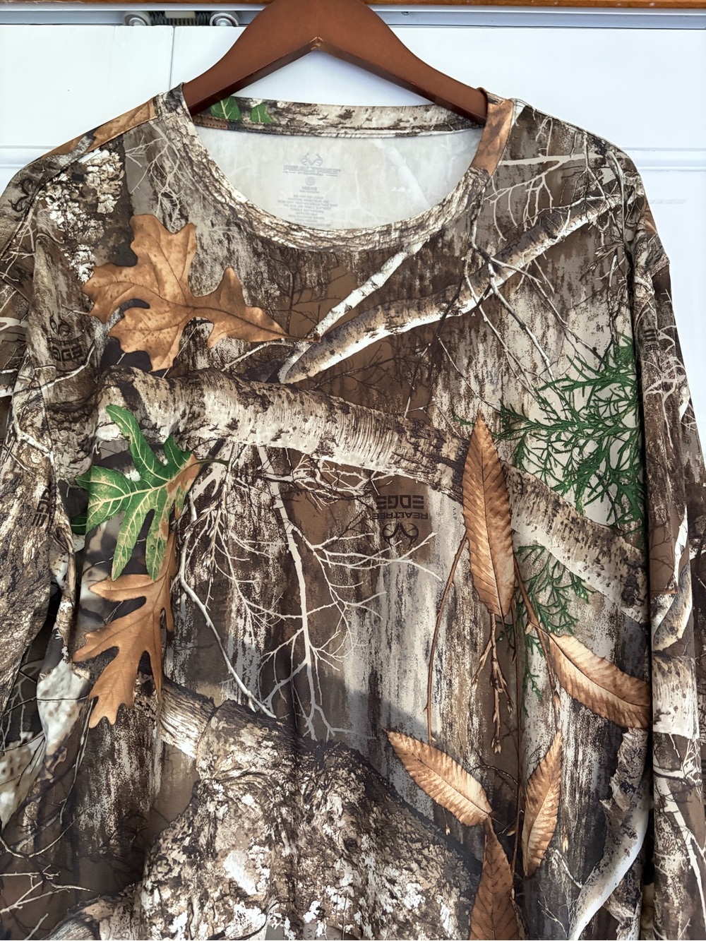 Realtree Edge Men's Sz XL Performance Long Sleeve Crew Neck Shirt Hunting Camo - Picture 7 of 8
